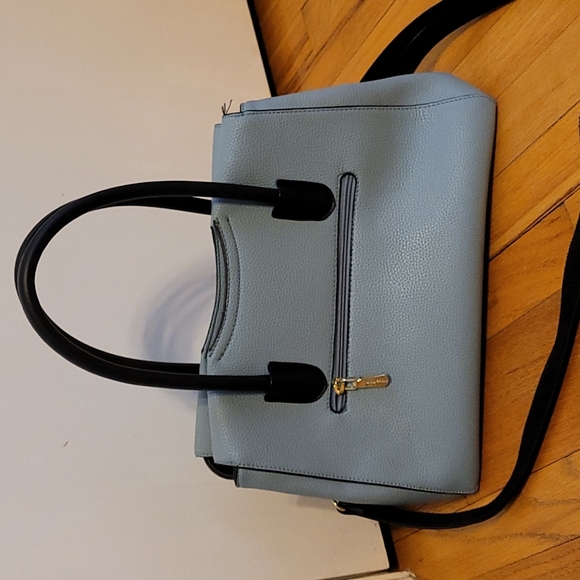 Satchel - Picture 3 of 8